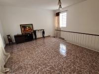 Imóvel em bairro tranquilo com vista das montanhas