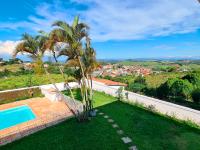 Residência a 5 minutos do balneário com uma vista linda pras montanhas