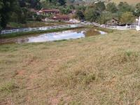 Chácara com lago- Águas de Lindoia