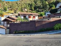 CASA EM  AGUAS DE LINDÓIA