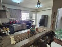 LINDA RESIDÊNCIA COM EXCELENTE LOCALIZAÇÃO