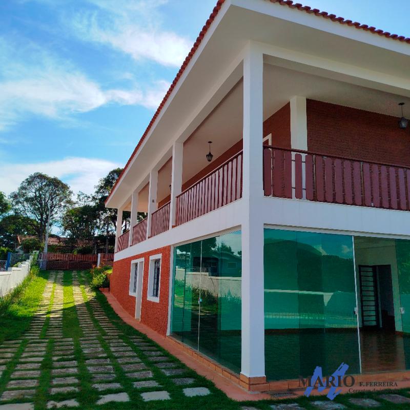 Residência a 5 minutos do balneário com uma vista linda pras montanhas