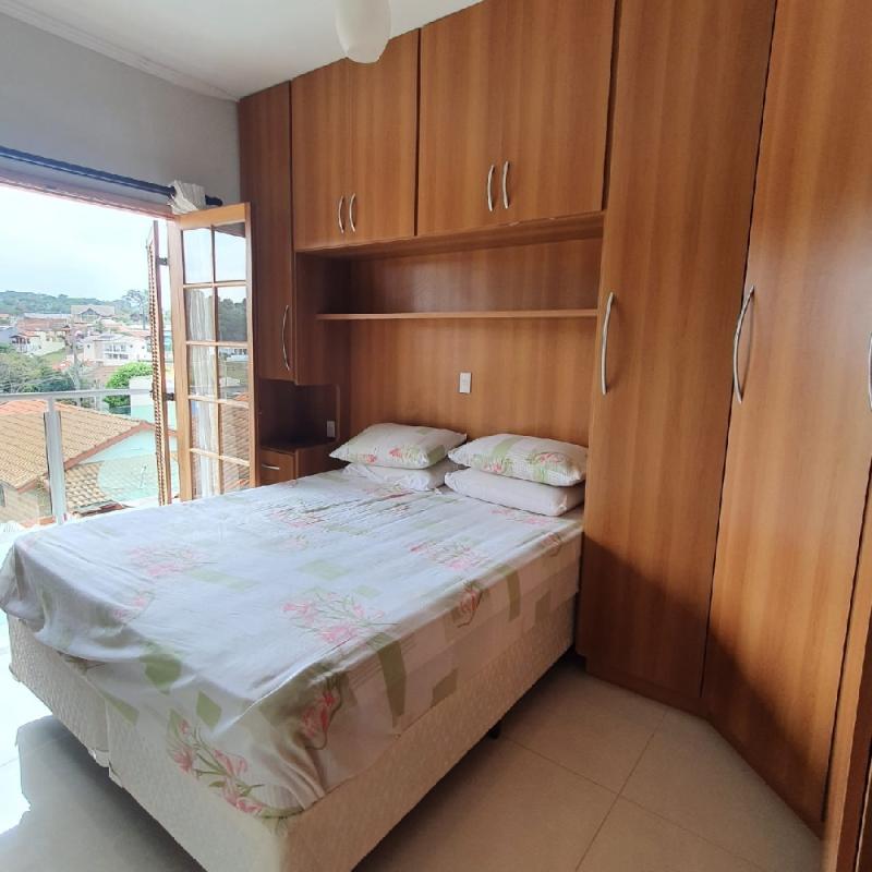 Casa Mobiliada em Condomínio Fechado – Águas de Lindóia