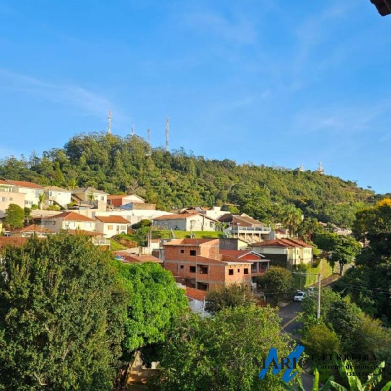 Sobrado em condomínio fechado