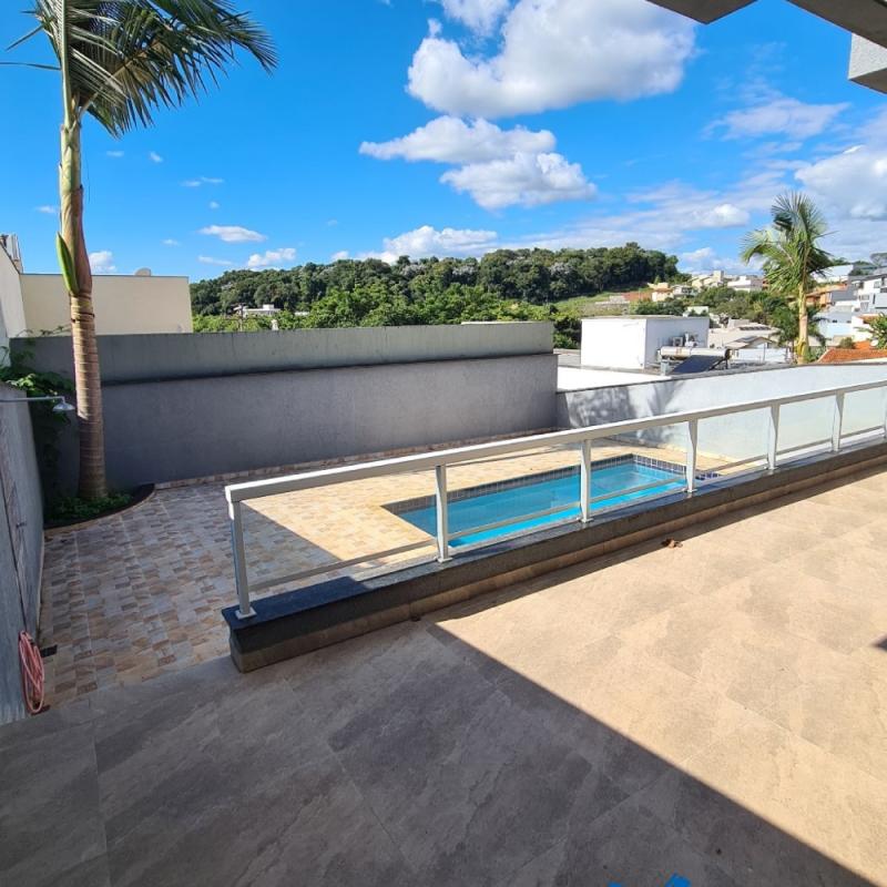 CASA NOVA EM CONDOMINIO FECHADO ANEXA AO PARQUE AQUATICO HOT WORLD