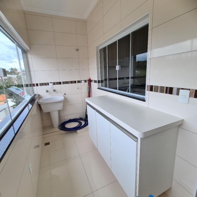 CASA NOVA EM CONDOMINIO FECHADO ANEXA AO PARQUE AQUATICO HOT WORLD