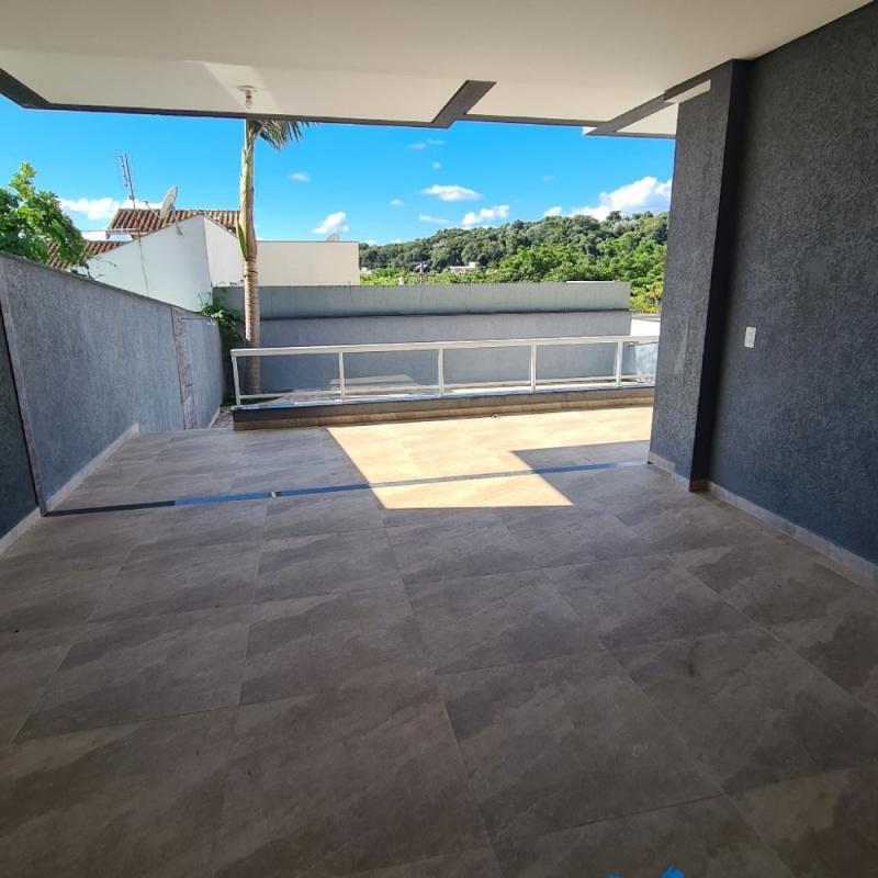 CASA NOVA EM CONDOMINIO FECHADO ANEXA AO PARQUE AQUATICO HOT WORLD