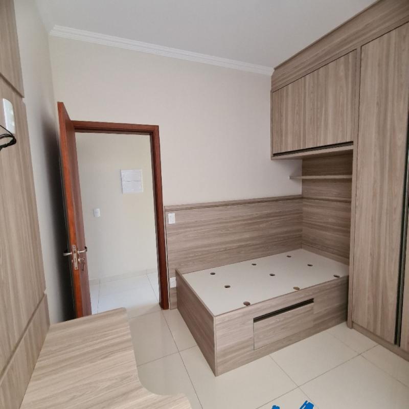 CASA NOVA EM CONDOMINIO FECHADO ANEXA AO PARQUE AQUATICO HOT WORLD