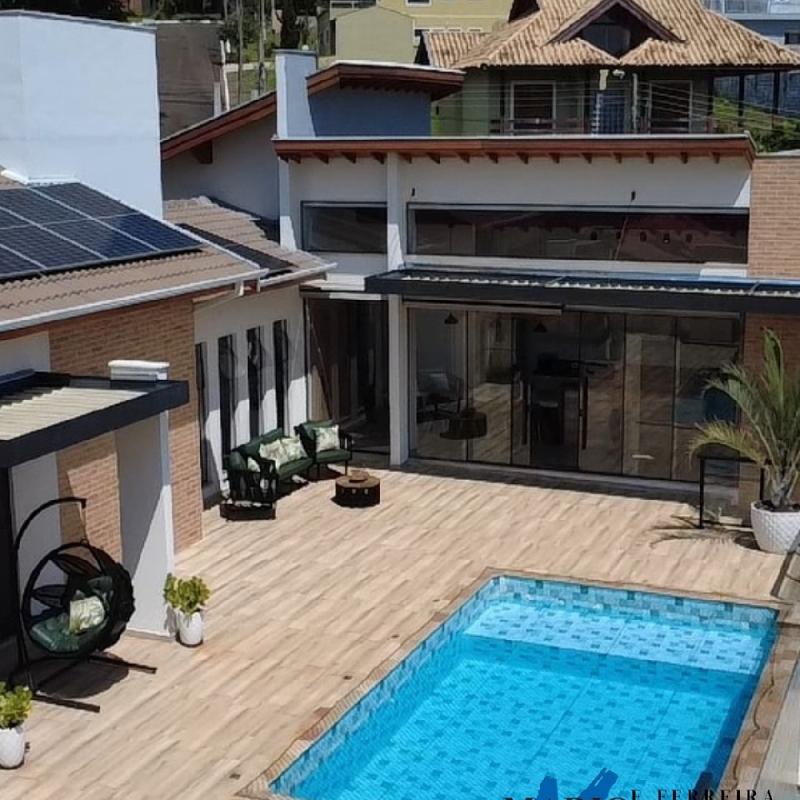 Residência em Condomínio Fechado – Águas de Lindóia