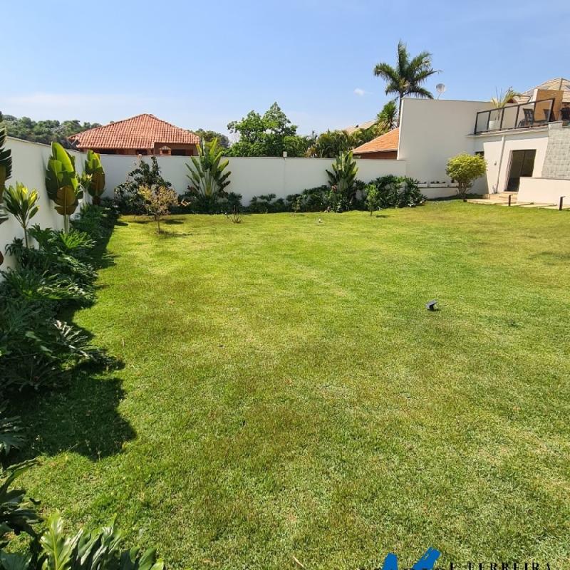 Residência em Condomínio Fechado – Águas de Lindóia