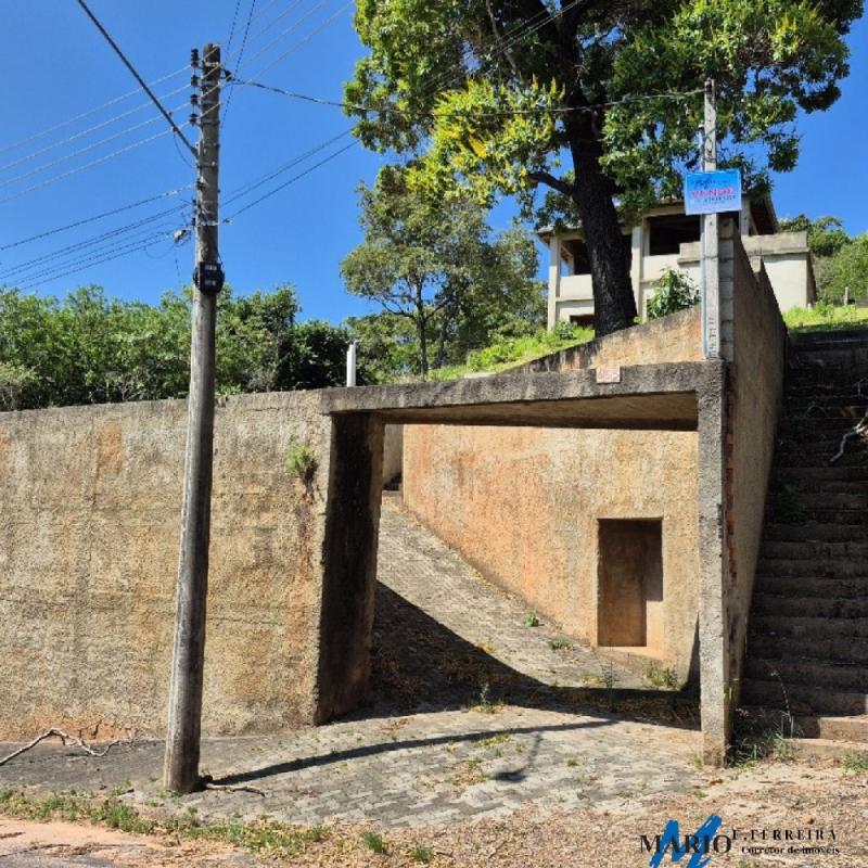 Imóvel com vista privilegiada para as montanhas