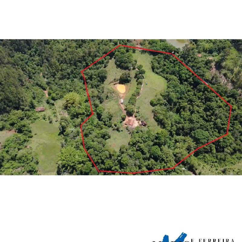 SÍTIO À VENDA – EXCELENTE LOCALIZAÇÃO