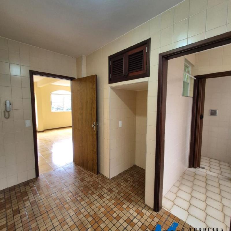 IMÓVEL À VENDA – ÓTIMA LOCALIZAÇÃO