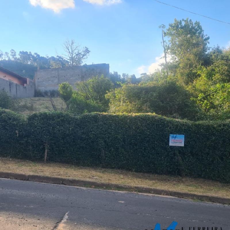 TERRENO À VENDA – BAIRRO NOBRE