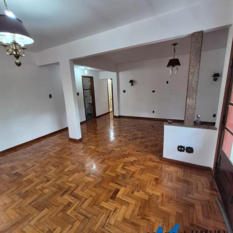 APARTAMENTOS À VENDA – LOCALIZAÇÃO EXCELENTE