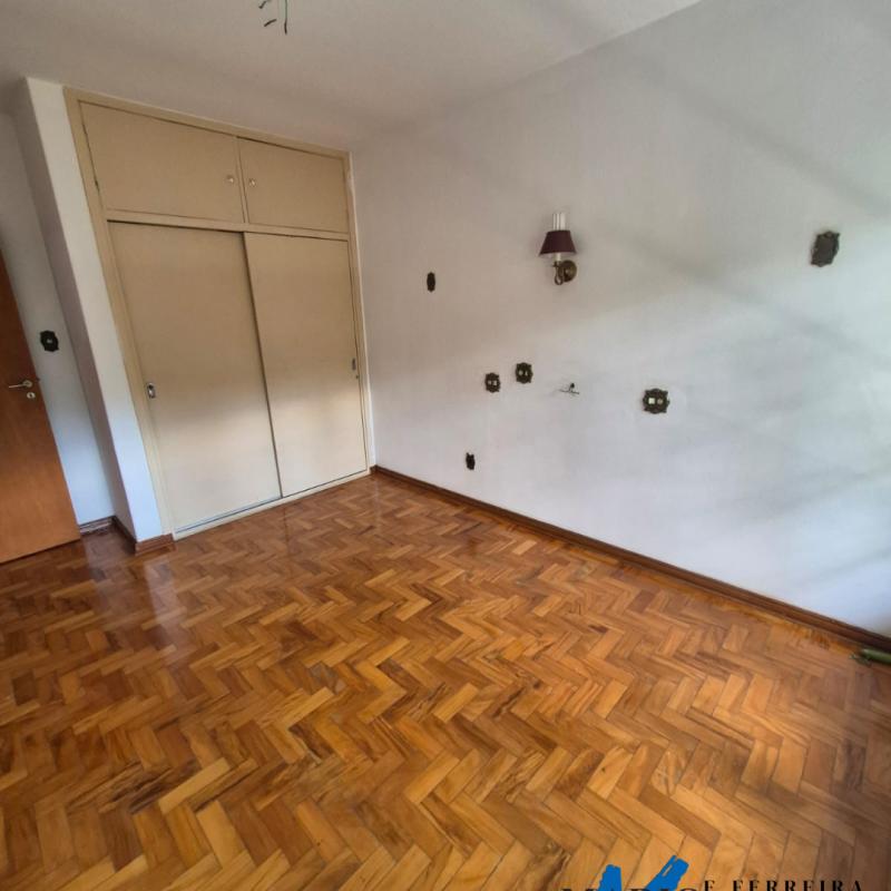 APARTAMENTOS À VENDA – LOCALIZAÇÃO EXCELENTE