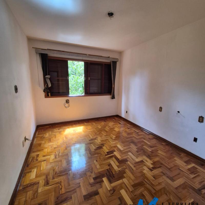 APARTAMENTOS À VENDA – LOCALIZAÇÃO EXCELENTE