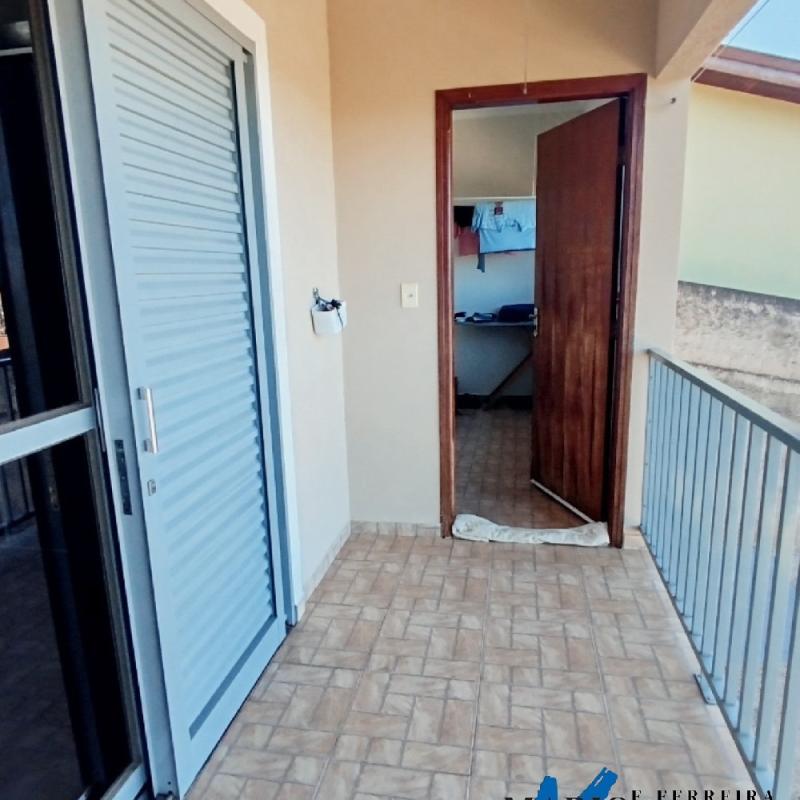 Casa à Venda em Águas de Lindóia