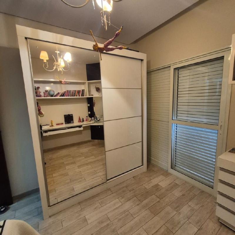 LINDA RESIDÊNCIA COM EXCELENTE LOCALIZAÇÃO
