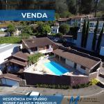 CASA EM   ÁGUAS DE  LINDÓIA