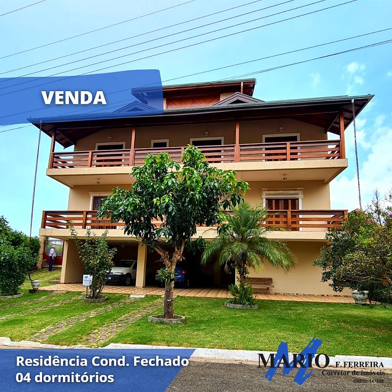 Residência Cond. Fechado 